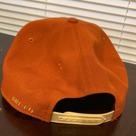 Texas LONGHORNS Hat+Jersey - Picture 6 of 8